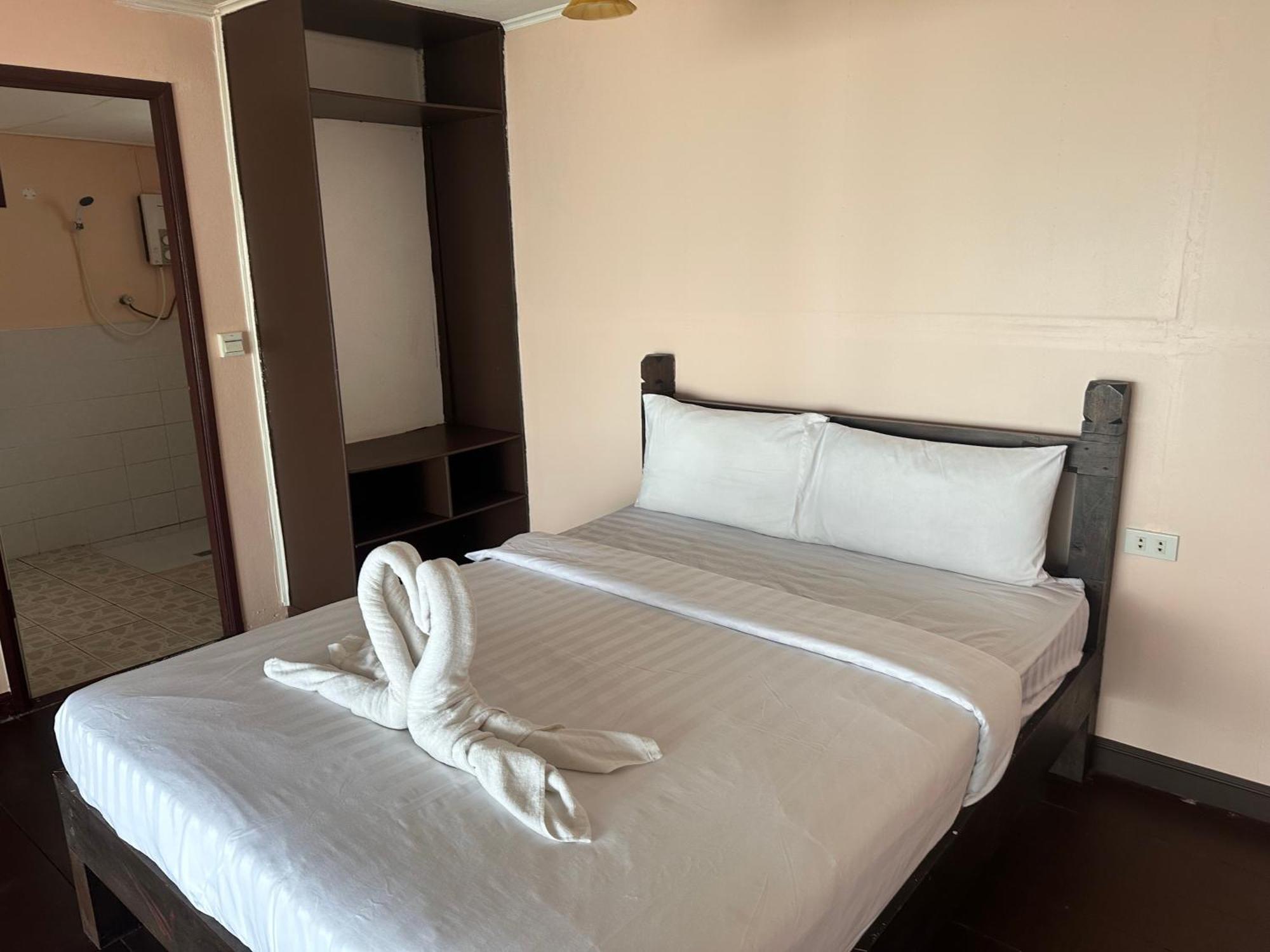 The Cosy Sunset Beach Resort & Restaurant ท้องศาลา ภายนอก รูปภาพ
