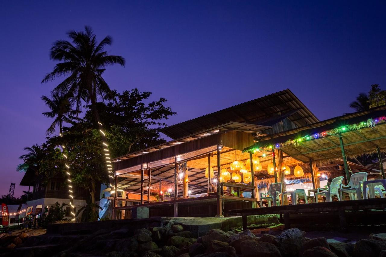 The Cosy Sunset Beach Resort & Restaurant ท้องศาลา ภายนอก รูปภาพ